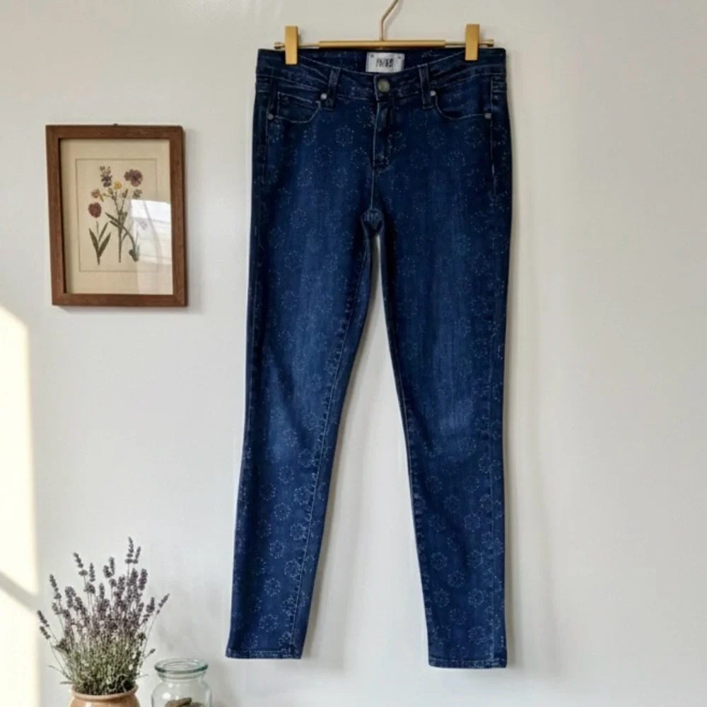 PAIGE| Dark Blue ‘Bandanna’ Print Denim Ankle Skinny Straight Leg Jeans Sz 27 - Picture 1 of 5